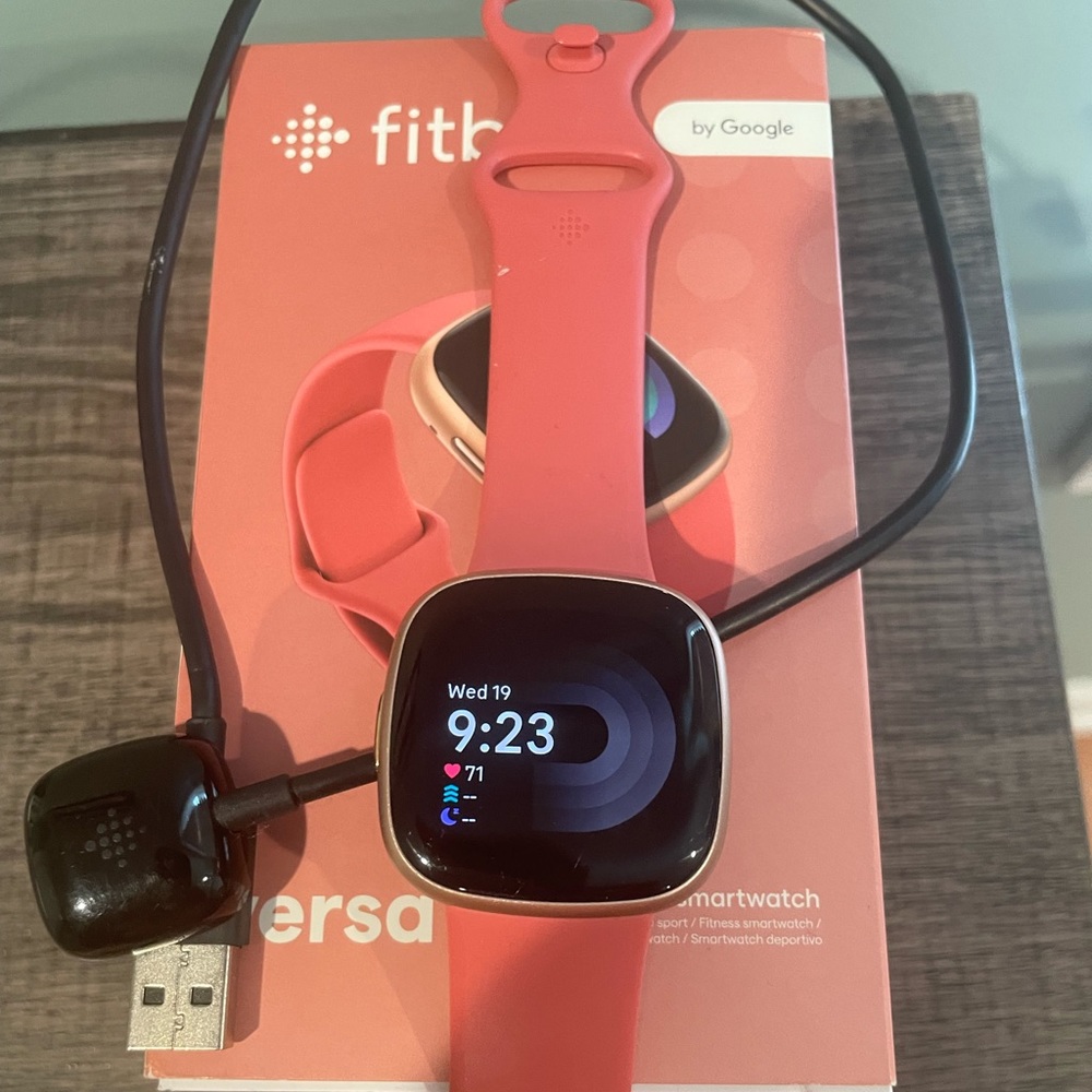 Fitbit Versa 4